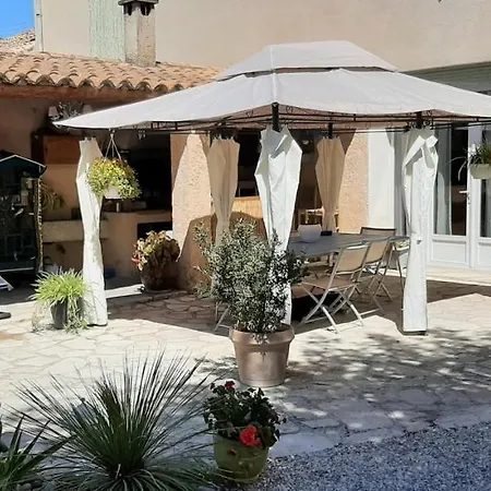 Le Mas D'Hubert L'Isle-sur-la-Sorgue Exterior photo